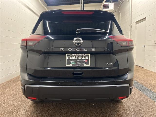 2024 Nissan Rogue S Intelligent AWD 2024 Nissan Rogue S Intelligent AWD