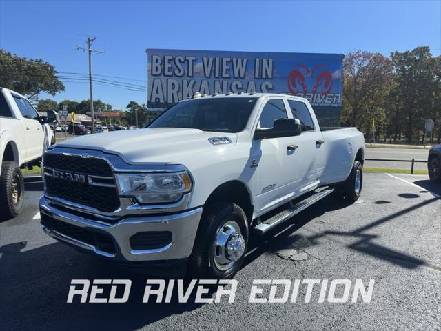 2022 RAM 3500 Tradesman Crew Cab 4x4 8 Box 2022 RAM 3500 Tradesman Crew Cab 4x4 8 Box
