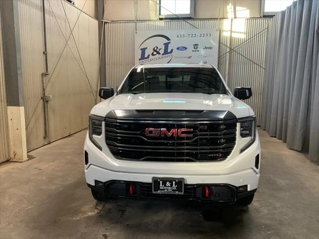 2023 GMC Sierra 1500 4WD Crew Cab Short Box AT4 2023 GMC Sierra 1500 4WD Crew Cab Short Box AT4