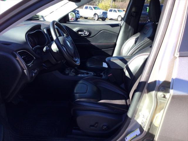 2021 Jeep Cherokee Trailhawk 4X4 2021 Jeep Cherokee Trailhawk 4X4