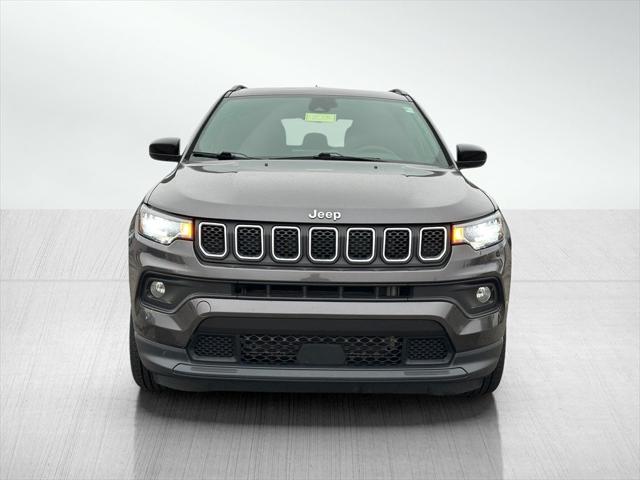 2024 Jeep Compass Latitude 4x4 2024 Jeep Compass Latitude 4x4