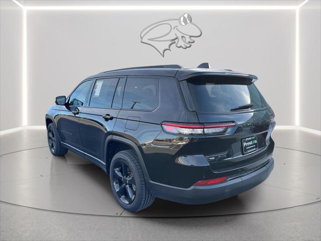 2022 Jeep Grand Cherokee L Altitude 4x4 2022 Jeep Grand Cherokee L Altitude 4x4