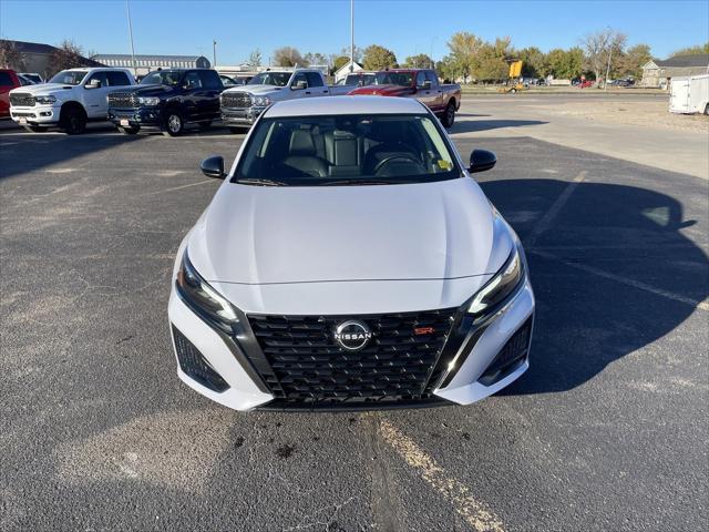 2024 Nissan Altima SR FWD 2024 Nissan Altima SR FWD