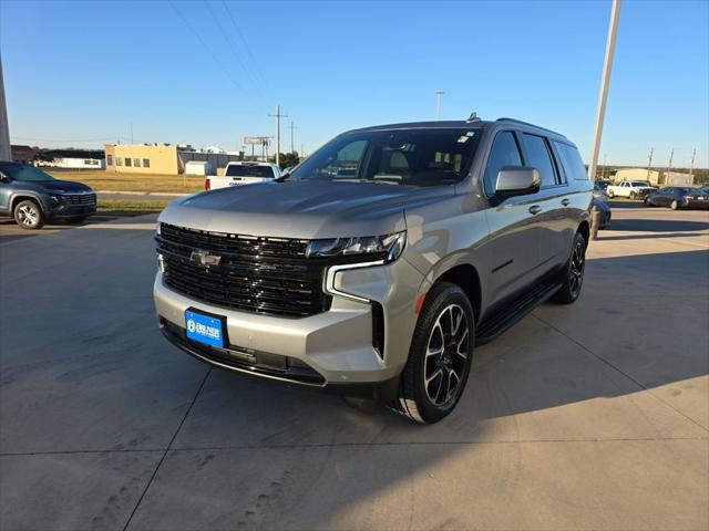 2023 Chevrolet Suburban 4WD RST