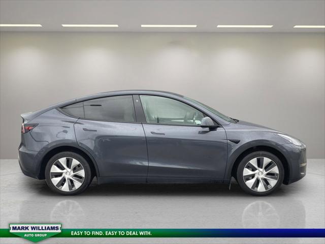 2022 Tesla Model Y Long Range Dual Motor All-Wheel Drive 2022 Tesla Model Y Long Range Dual Motor All-Wheel Drive