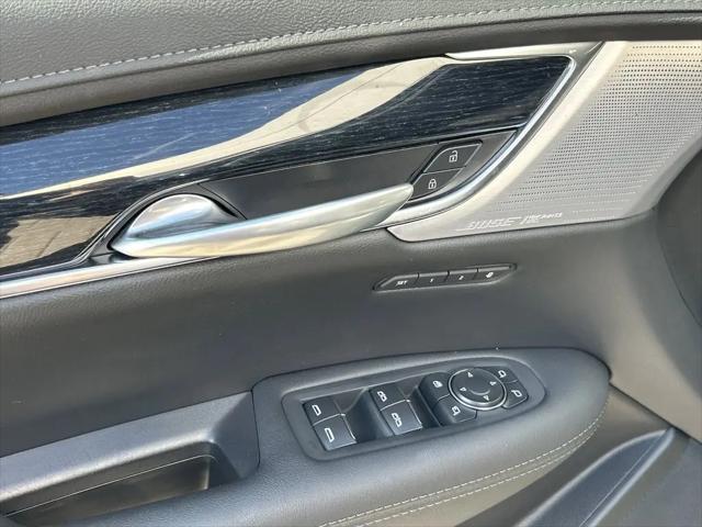 2025 Cadillac XT5 AWD Premium Luxury
