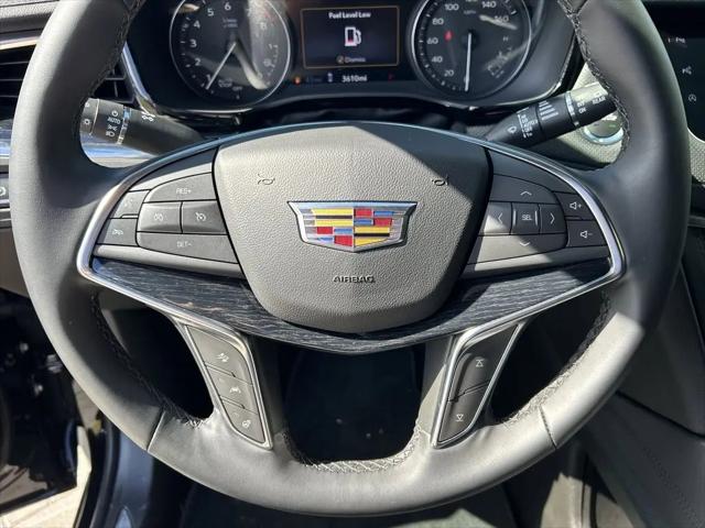 2025 Cadillac XT5 AWD Premium Luxury