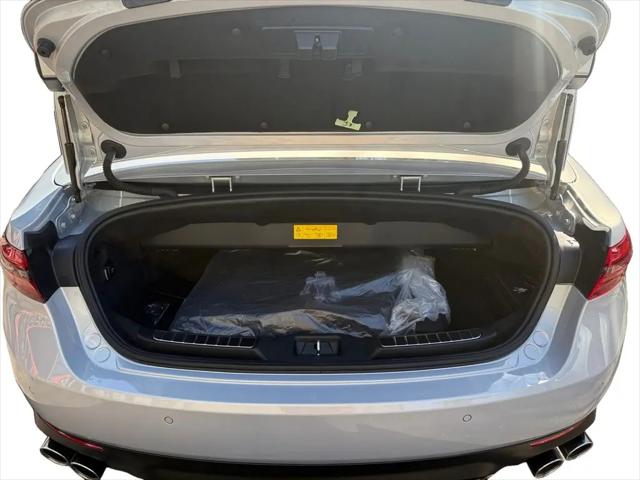 2026 Maserati GranCabrio Standard