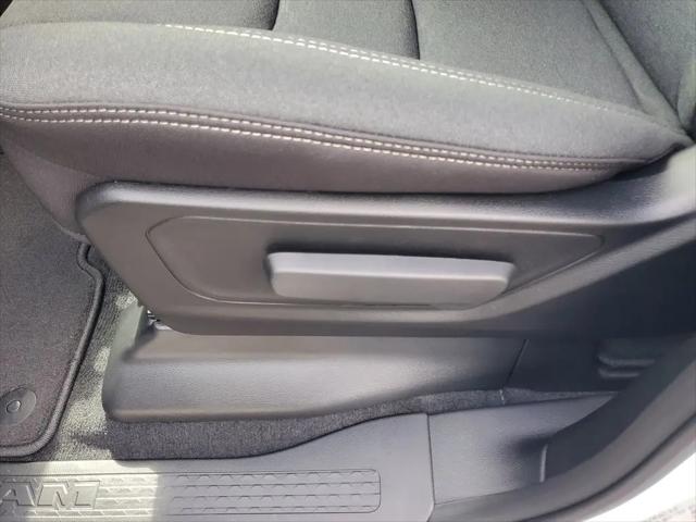 2025 Ram 1500 Tradesman Crew Cab 4x4 57 Box
