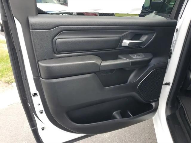 2025 Ram 1500 Tradesman Crew Cab 4x4 57 Box