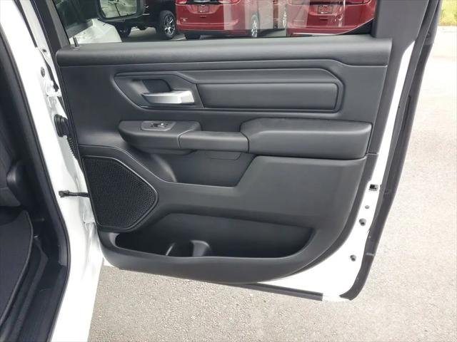 2025 Ram 1500 Tradesman Crew Cab 4x4 57 Box
