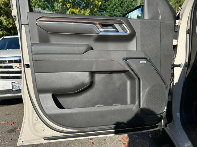 2026 Chevrolet Silverado 1500 4WD Crew Cab Standard Bed RST