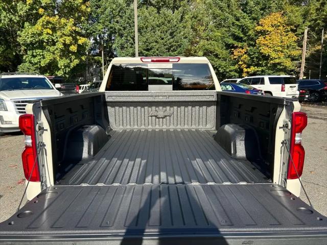 2026 Chevrolet Silverado 1500 4WD Crew Cab Standard Bed RST