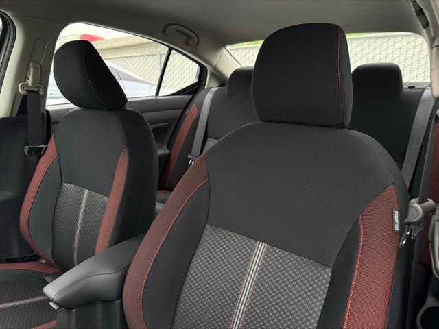 2025 Nissan Versa 1.6 SR