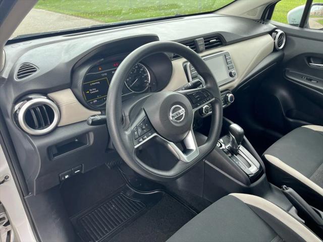 2020 Nissan Versa SV Xtronic CVT