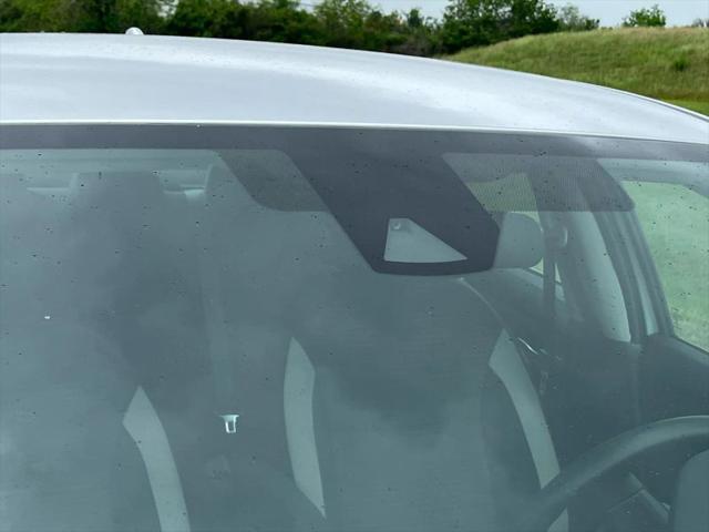 2020 Nissan Versa SV Xtronic CVT
