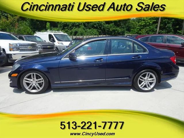 2012 Mercedes-Benz C-CLASS C 300 Luxury 4MATIC