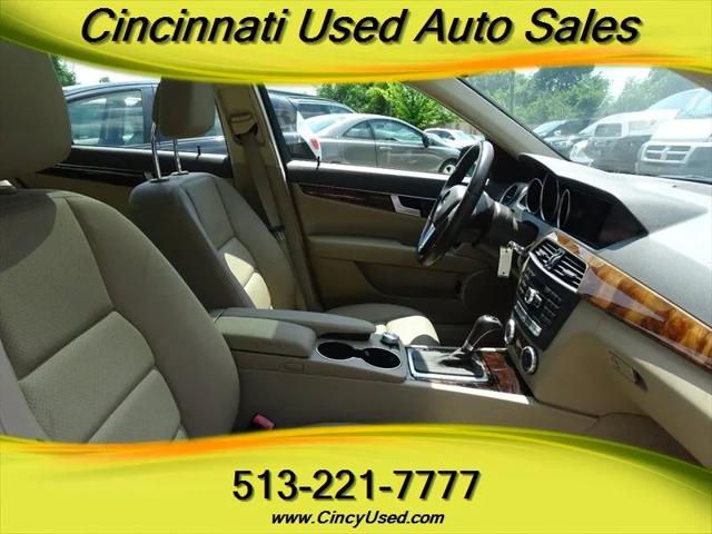 2012 Mercedes-Benz C-CLASS C 300 Luxury 4MATIC