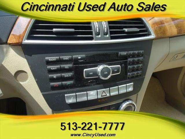 2012 Mercedes-Benz C-CLASS C 300 Luxury 4MATIC