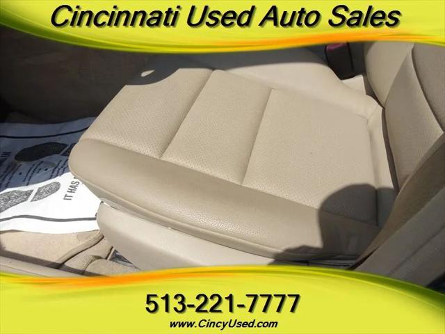 2012 Mercedes-Benz C-CLASS C 300 Luxury 4MATIC