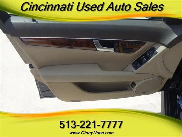 2012 Mercedes-Benz C-CLASS C 300 Luxury 4MATIC