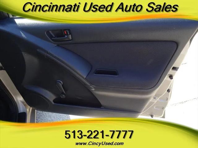 2003 Toyota Matrix Base