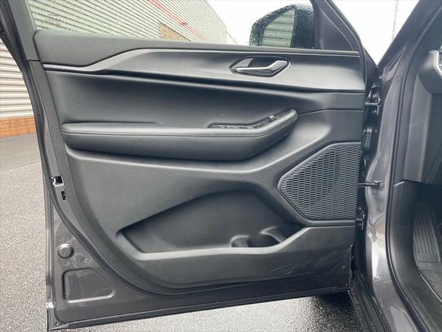 2025 Jeep Grand Cherokee Altitude X 4x4