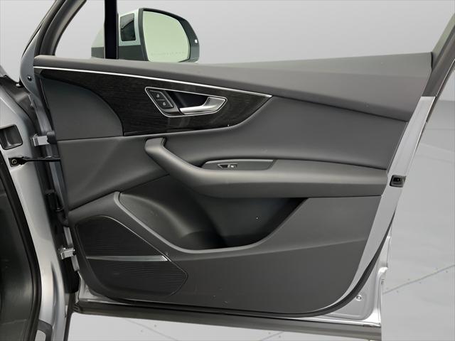 2022 Audi Q7 Premium Plus 55 TFSI quattro Tiptronic
