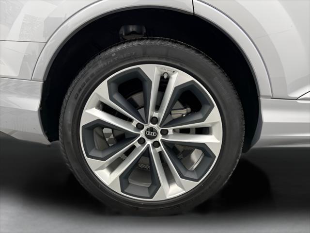 2022 Audi Q7 Premium Plus 55 TFSI quattro Tiptronic