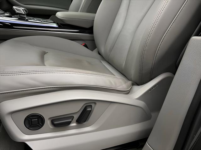 2022 Audi Q7 Premium Plus 55 TFSI quattro Tiptronic