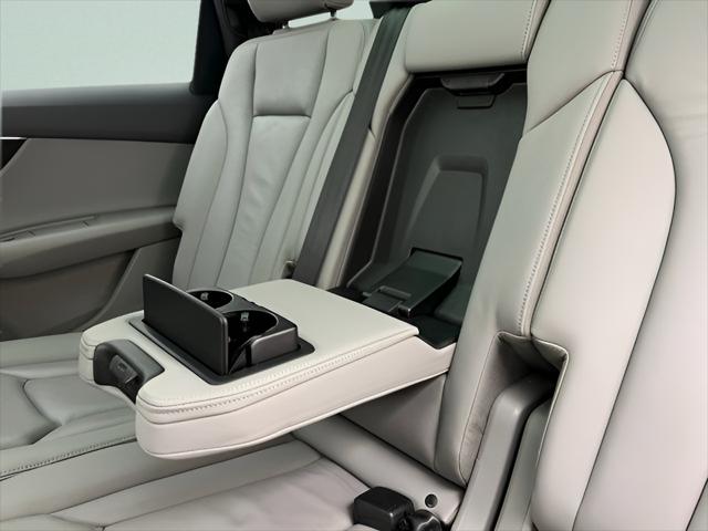 2022 Audi Q7 Premium Plus 55 TFSI quattro Tiptronic