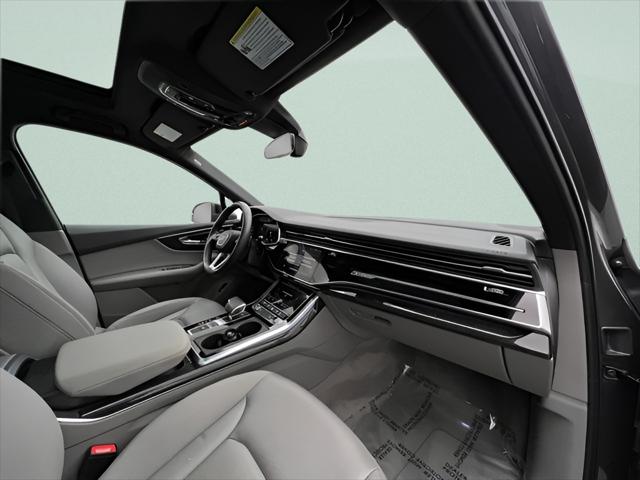 2022 Audi Q7 Premium Plus 55 TFSI quattro Tiptronic