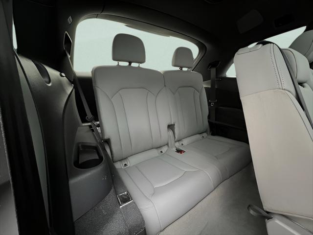 2022 Audi Q7 Premium Plus 55 TFSI quattro Tiptronic