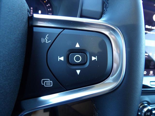 2026 Volvo XC40 B4 Core