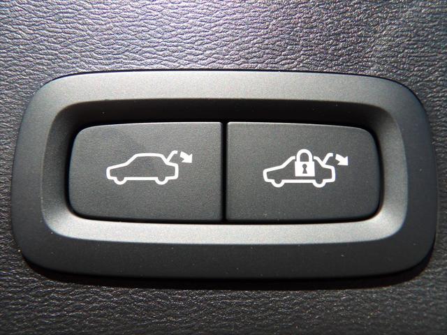 2026 Volvo XC40 B4 Core