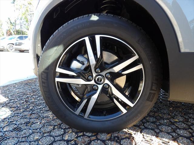 2026 Volvo XC40 B4 Core