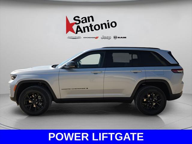 2025 Jeep Grand Cherokee Altitude X 4x2