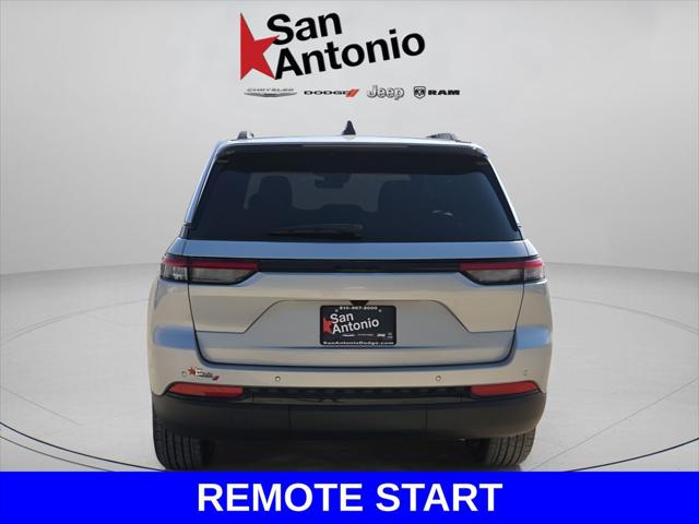 2025 Jeep Grand Cherokee Altitude X 4x2