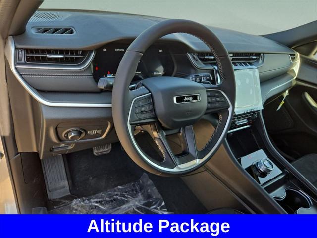 2025 Jeep Grand Cherokee Altitude X 4x2