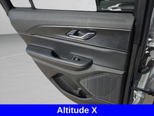 2025 Jeep Grand Cherokee Altitude X 4x2