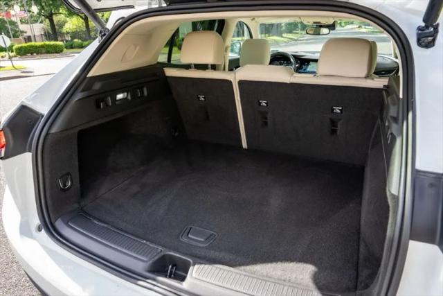 2022 Buick Envision FWD Essence