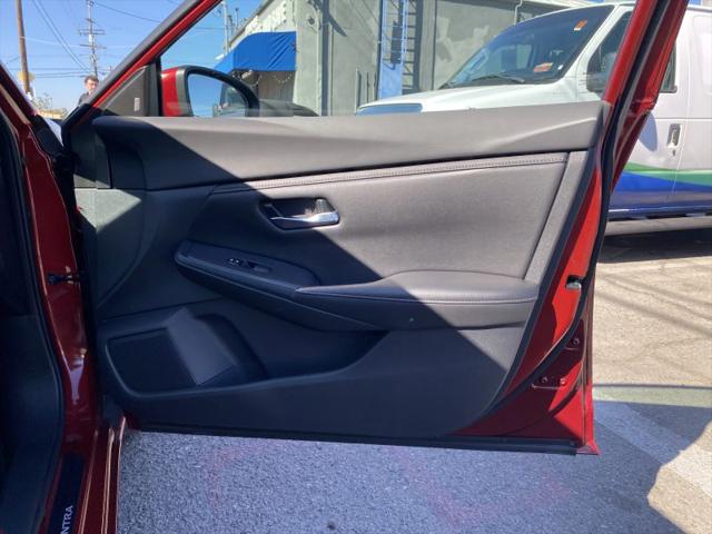 2023 Nissan Sentra SV Xtronic CVT