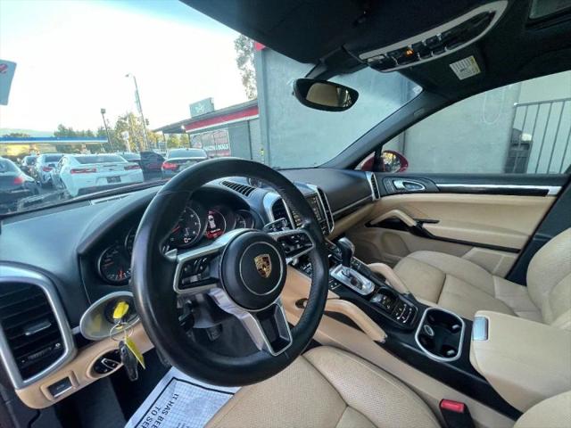 2016 Porsche Cayenne Base