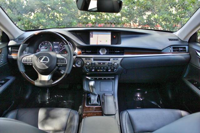 2017 Lexus ES 350 350