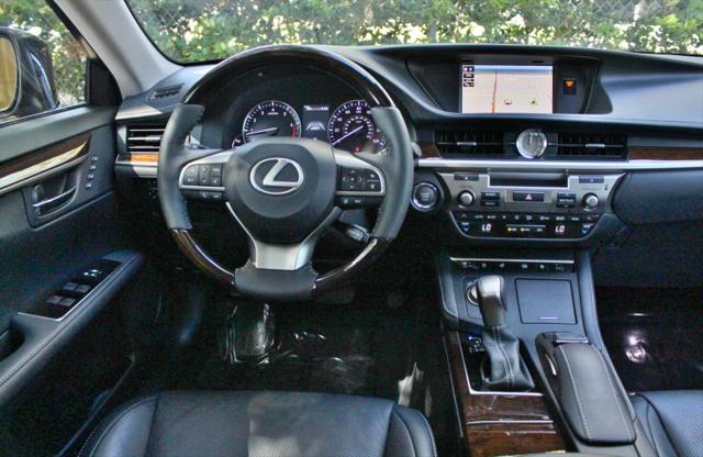 2017 Lexus ES 350 350