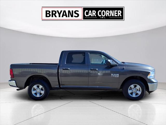 2023 Ram 1500 Classic SLT Crew Cab 4x4 5'7" Box