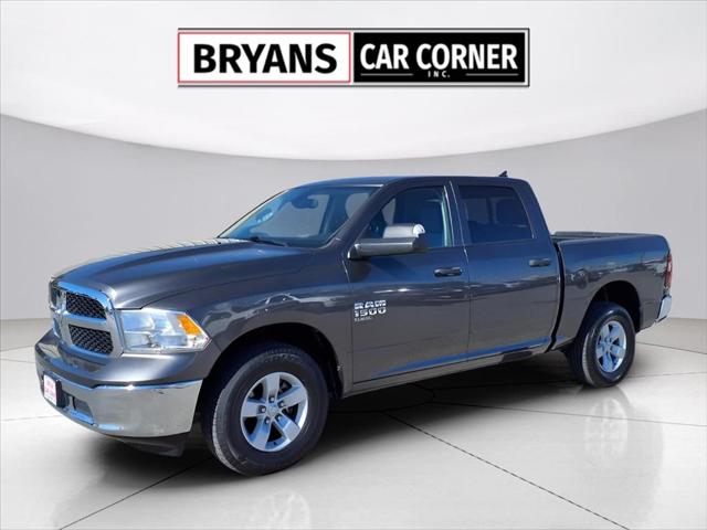 2023 Ram 1500 Classic SLT Crew Cab 4x4 5'7" Box
