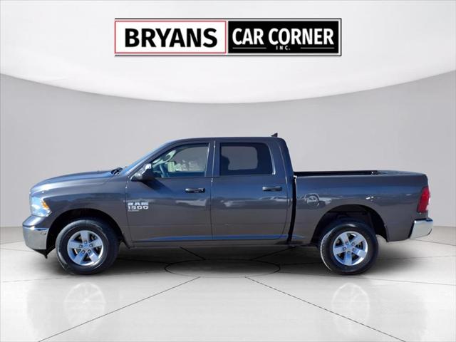 2023 Ram 1500 Classic SLT Crew Cab 4x4 5'7" Box