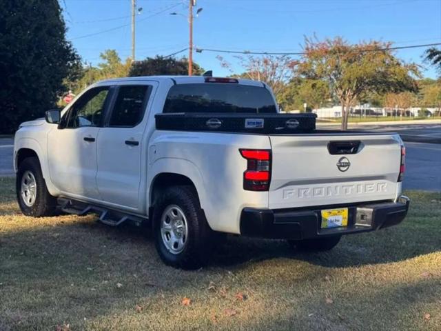 2022 Nissan Frontier Crew Cab S 4x2