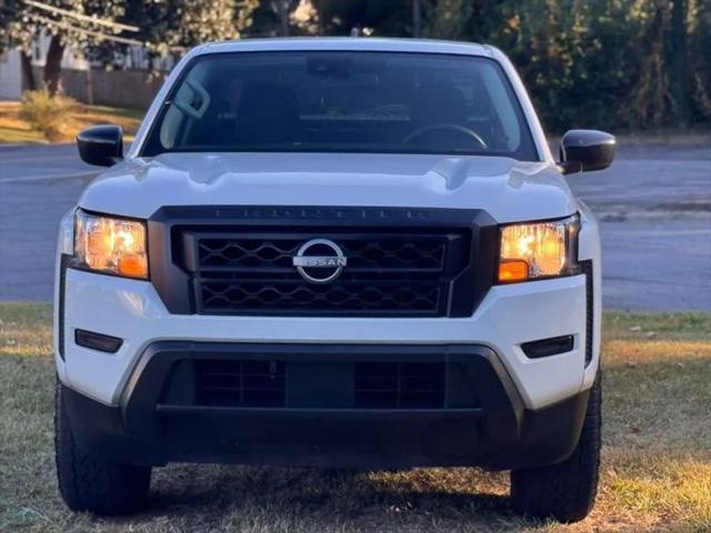 2022 Nissan Frontier Crew Cab S 4x2